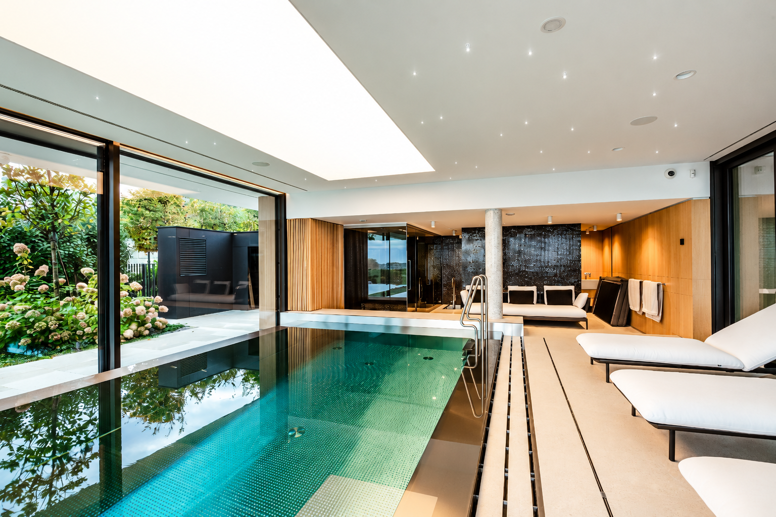 Piscinas fabricadas em INOX